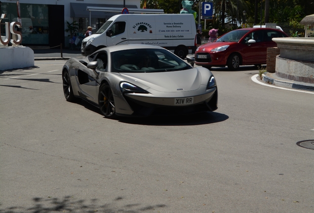 McLaren 570GT