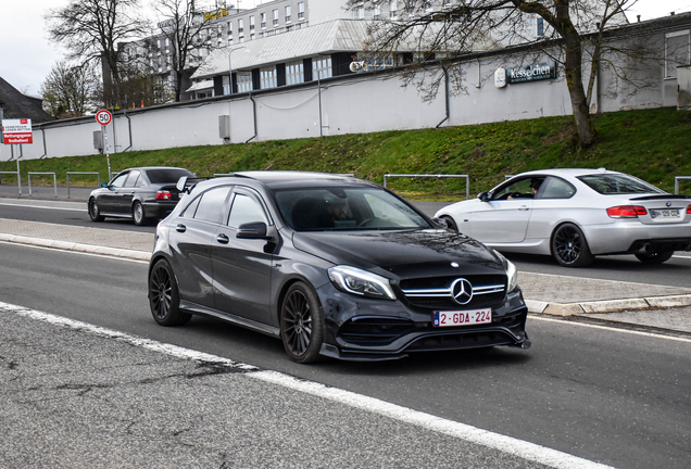 Mercedes-AMG A 45 W176 2015