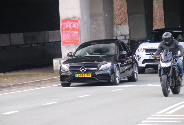 Mercedes-AMG C 63 S W205