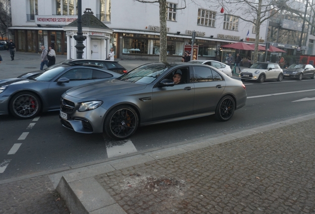 Mercedes-AMG E 63 S W213
