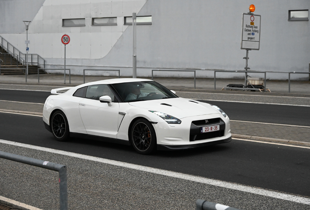 Nissan GT-R HKS 700R