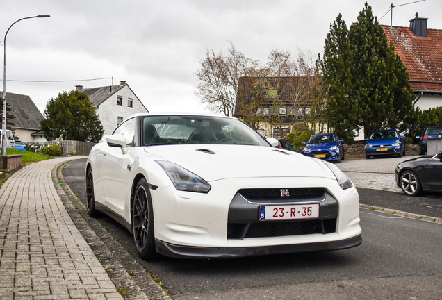 Nissan GT-R HKS 700R
