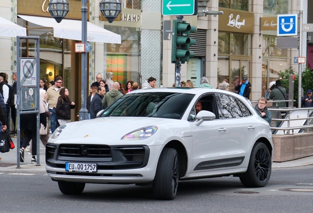 Porsche 95B Macan GTS MkIII