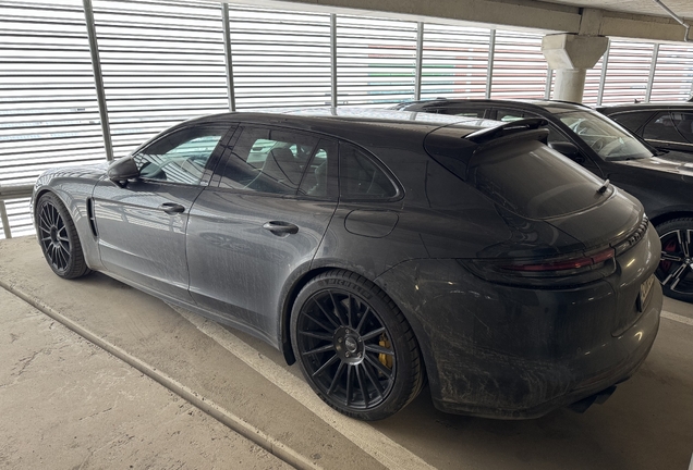 Porsche 971 Panamera Turbo S E-Hybrid MkI