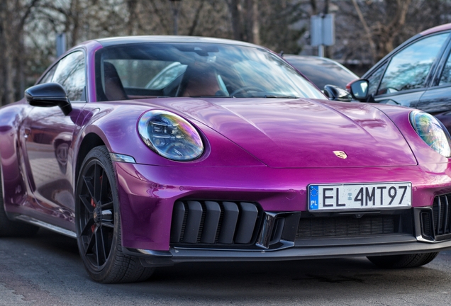 Porsche 992 Carrera 4 GTS MkII