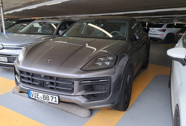 Porsche Cayenne Coupé Turbo E-Hybrid