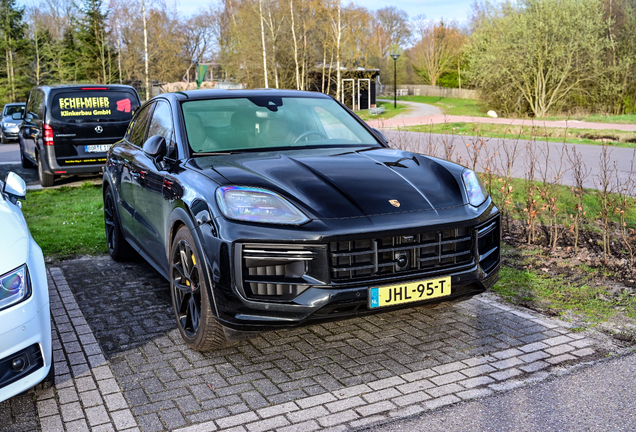 Porsche Cayenne Coupé Turbo E-Hybrid