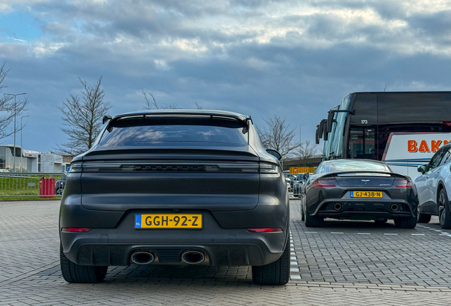 Porsche Cayenne Coupé Turbo E-Hybrid