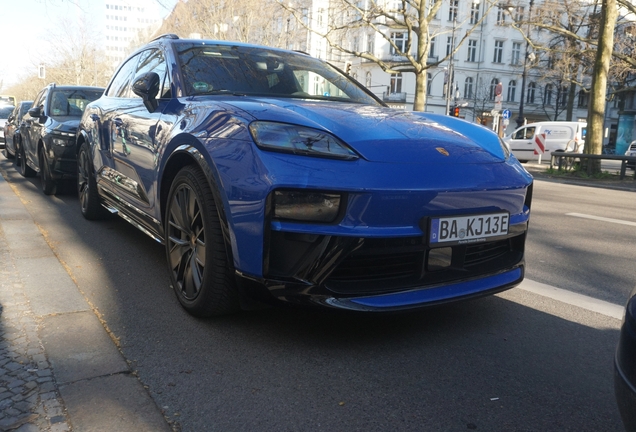 Porsche Macan EV GTS