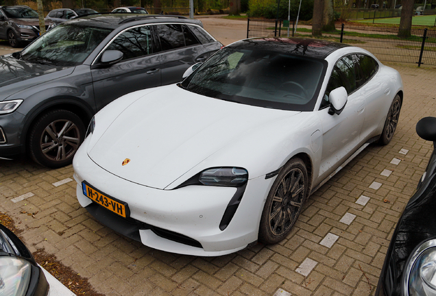 Porsche Taycan Turbo MkI