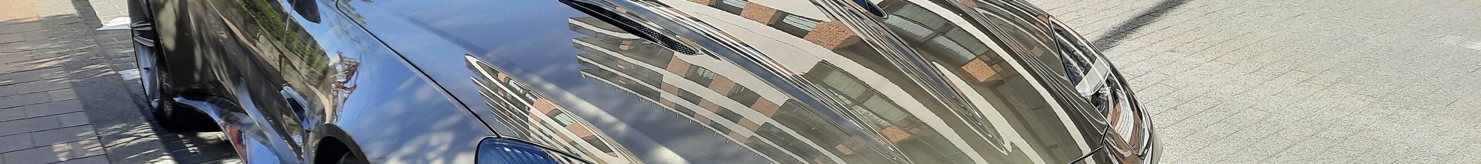 Aston Martin Vantage S Roadster 2026