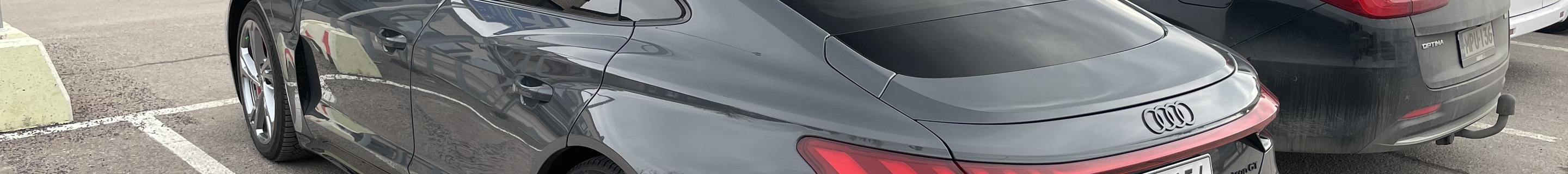 Audi RS E-Tron GT 2025