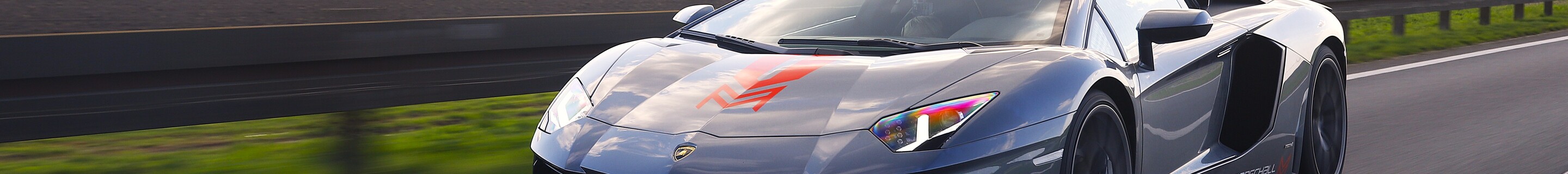 Lamborghini Aventador LP700-4