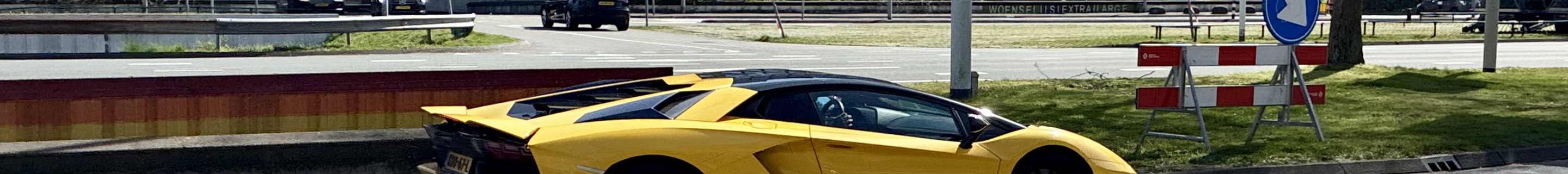 Lamborghini Aventador S LP740-4