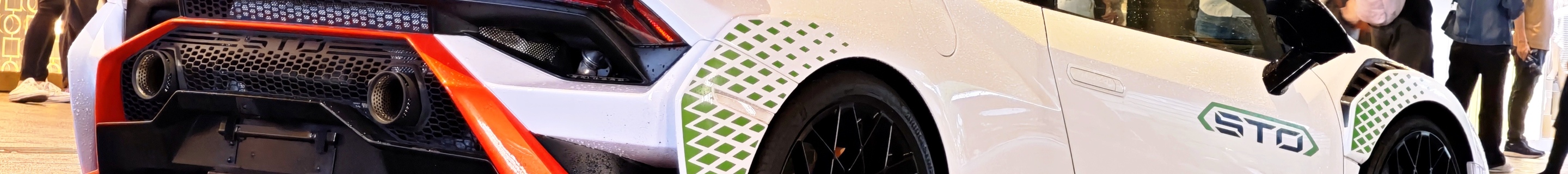 Lamborghini Huracán LP640-2 STO