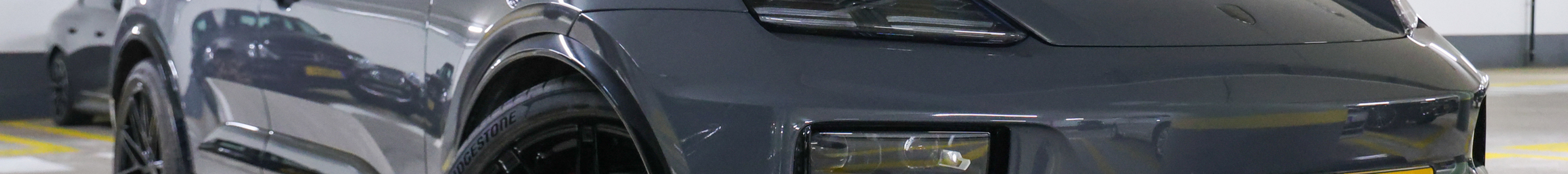 Porsche Macan EV Turbo