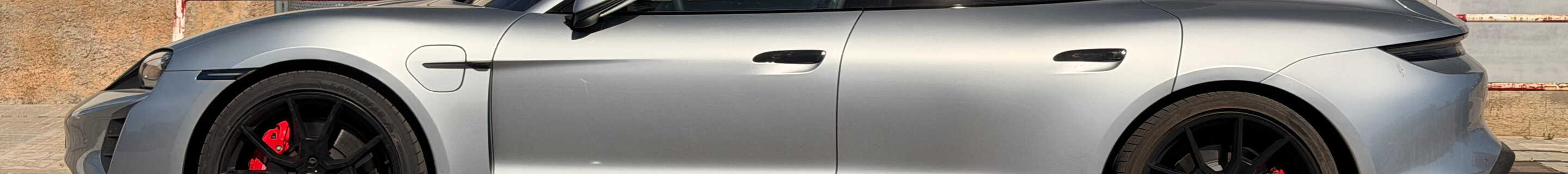 Porsche Taycan GTS Sport Turismo MkI