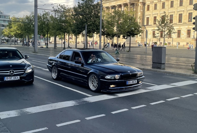 Alpina B12 6.0
