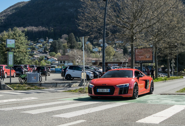 Audi R8 V10 Plus 2015