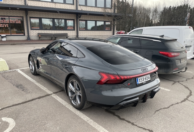 Audi RS E-Tron GT 2025