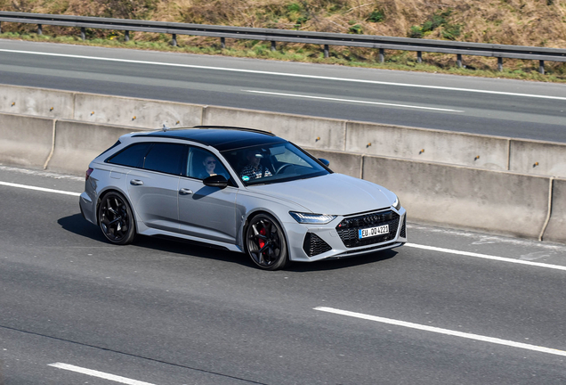 Audi RS6 Avant C8