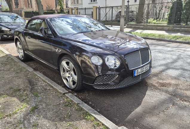 Bentley Continental GTC V8 2016