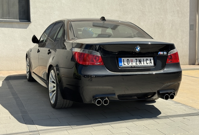 BMW M5 E60 2007