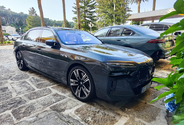 BMW M760e xDrive