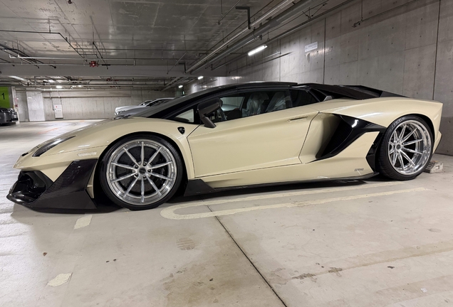 Lamborghini Aventador LP700-4 Roadster Premier4509 x Earth Custom Car Production EARTH Project VE01