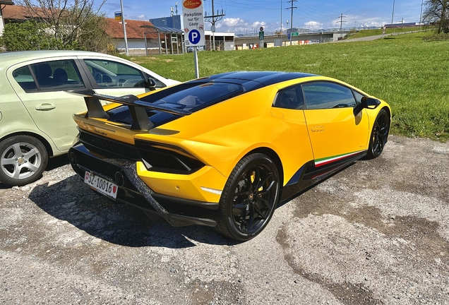 Lamborghini Huracán LP640-4 Performante