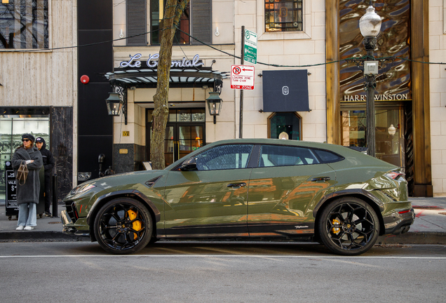 Lamborghini Urus Performante