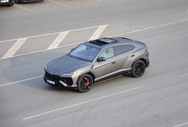 Lamborghini Urus SE