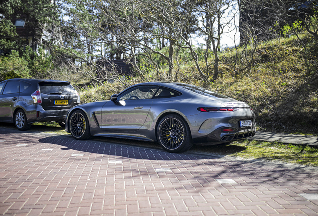 Mercedes-AMG GT 63 C192