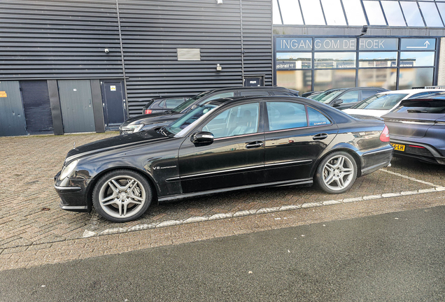 Mercedes-Benz E 55 AMG