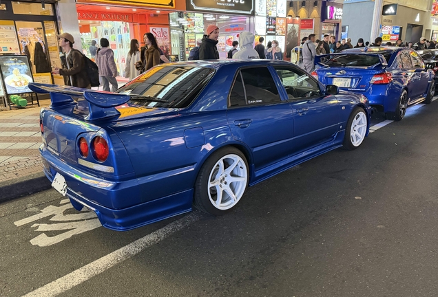 Nissan Skyline R34 Sedan