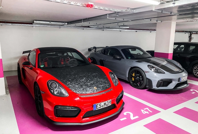 Porsche 981 Cayman GT4