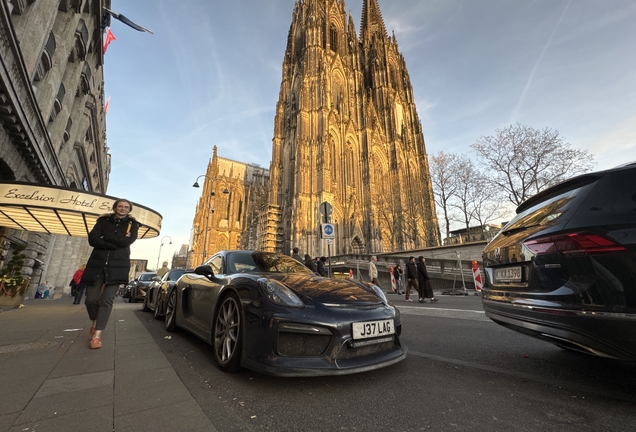 Porsche 981 Cayman GT4