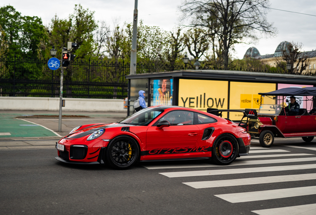 Porsche 991 GT2 RS Weissach Package Manthey Racing