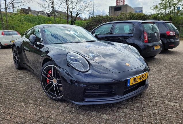 Porsche 992 Carrera 4S MkII