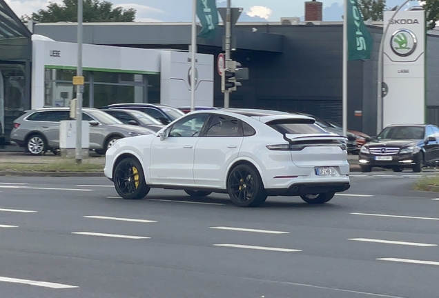 Porsche Cayenne Coupé Turbo S E-Hybrid