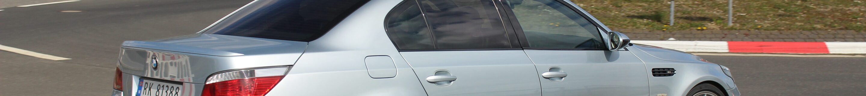 BMW M5 E60 2005