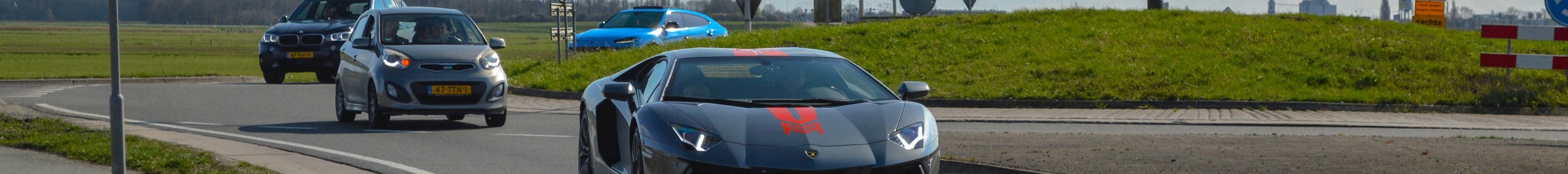 Lamborghini Aventador LP700-4