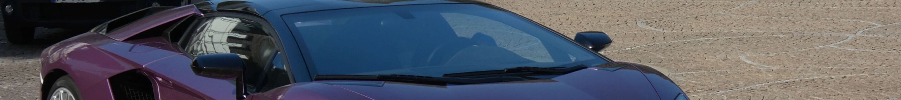 Lamborghini Aventador S LP740-4 Roadster