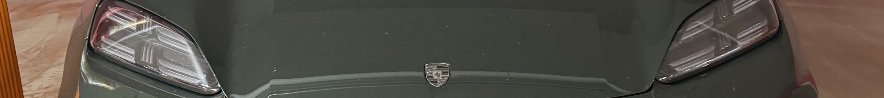 Porsche Macan EV Turbo