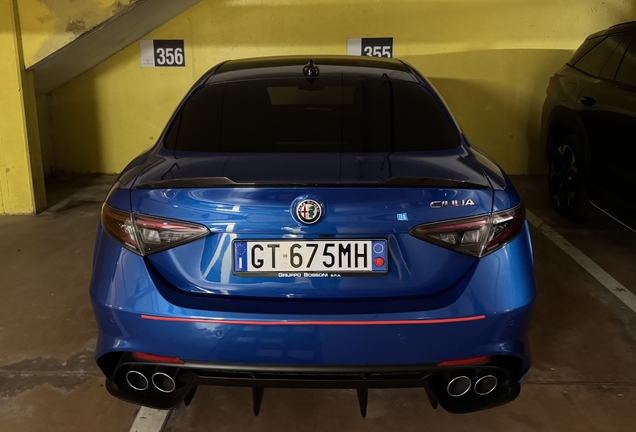 Alfa Romeo Giulia Quadrifoglio 2023