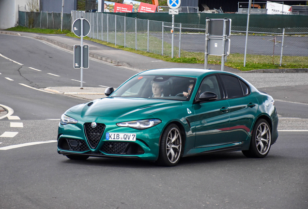 Alfa Romeo Giulia Quadrifoglio 2023
