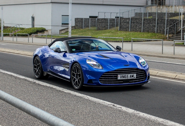 Aston Martin Vanquish Volante 2025