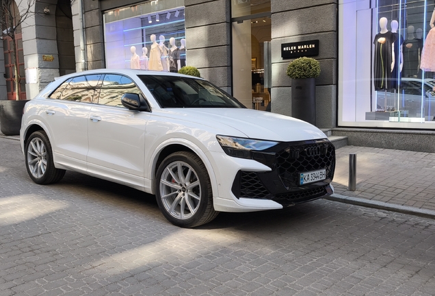 Audi RS Q8 2024