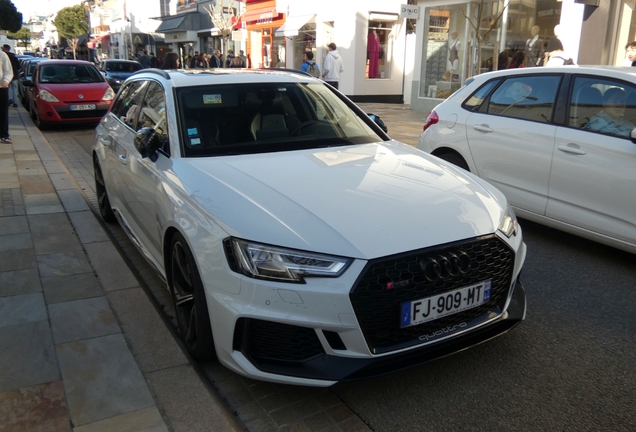 Audi RS4 Avant B9