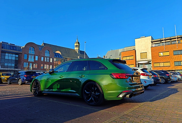 Audi RS4 Avant B9